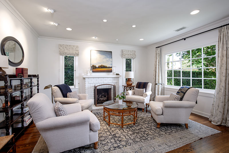 Swarthmore Avenue living room